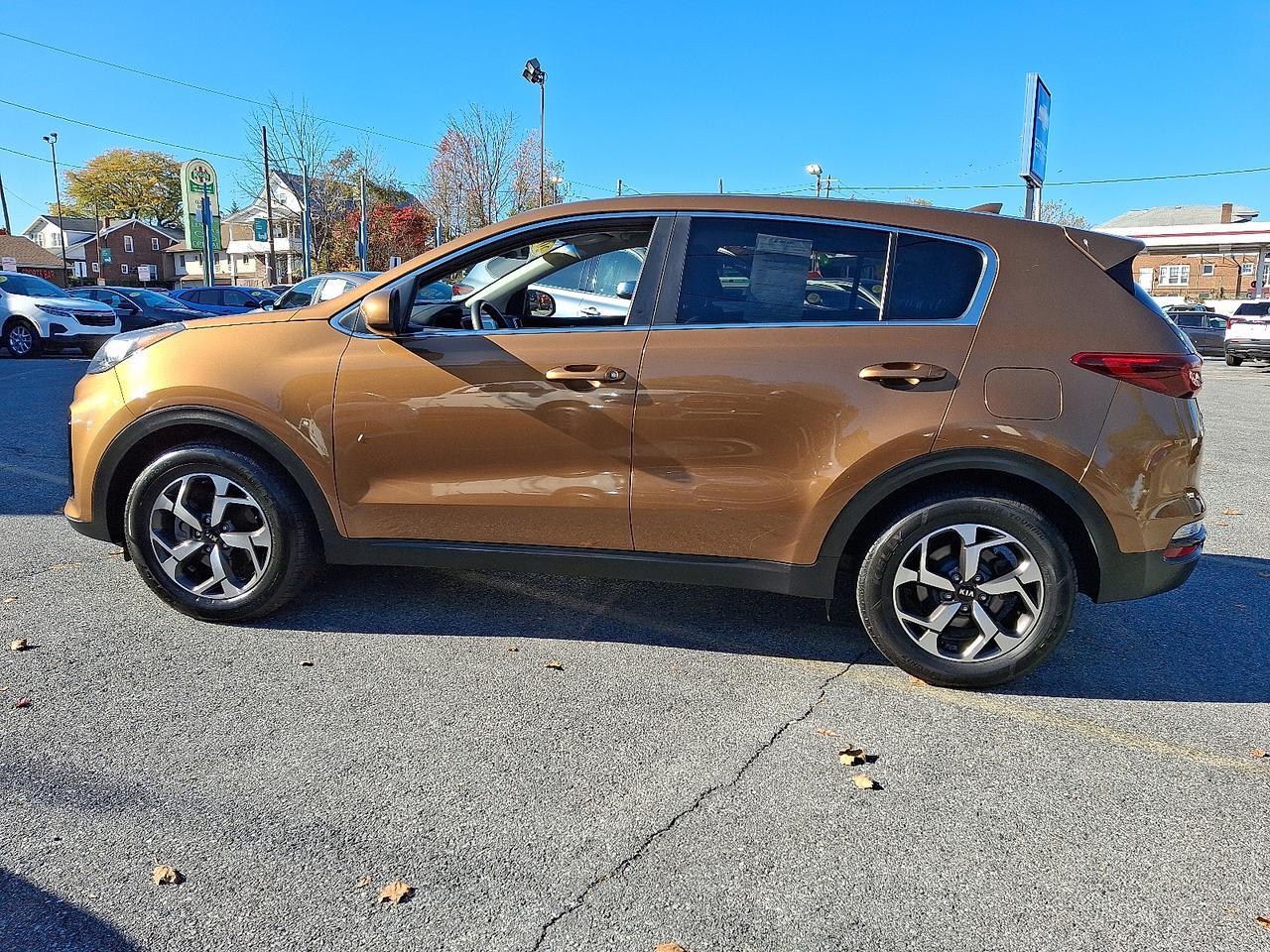 2020 Kia Sportage LX photo 2