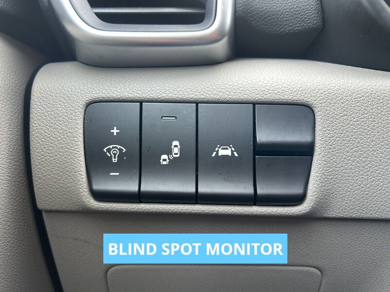 2020 Kia Sportage S - LEATHER - HEATED SEATS Whitinsville MA