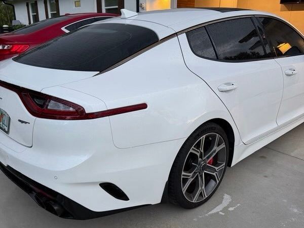 2020 Kia Stinger GT1