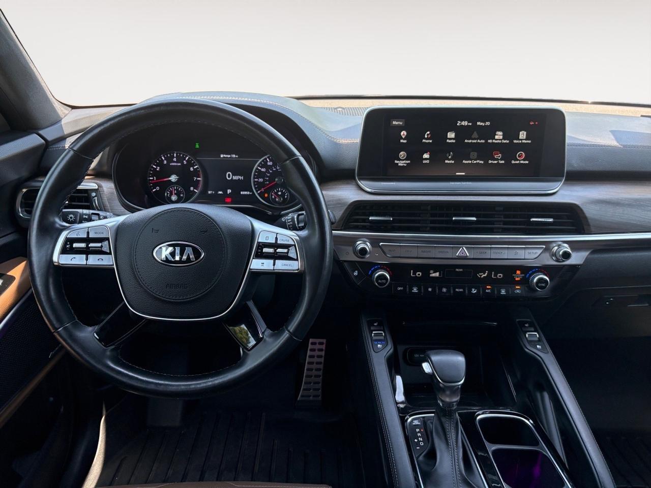 2020 Kia Telluride SX, BLIND SPOT ALERT, HEADS-UP DISPLAY, AUTO START/STOP, 360 BACKUP CAMERA, APPLE CARPLAY/ANDROID AUTO, SUNROOF & PANORAMIC MOONROOF, CAPTAINS CHAIRS, POWER 3RD ROW, POWER LIFTGATE, HEATED & COOLIING SEATS, LOW MILES, CLEAN CARFAX, THIS SUV HAS IT AL