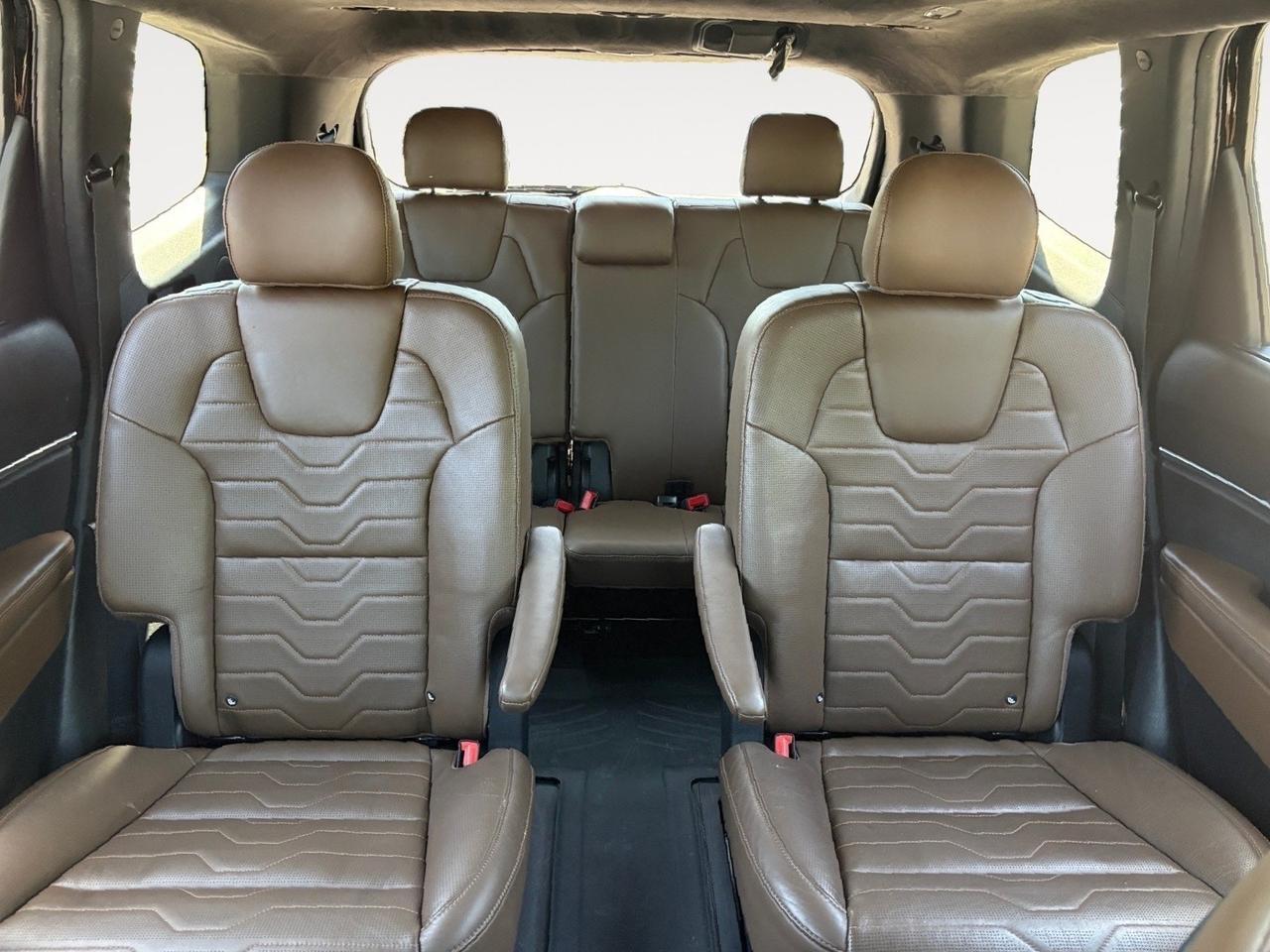 2020 Kia Telluride SX, BLIND SPOT ALERT, HEADS-UP DISPLAY, AUTO START/STOP, 360 BACKUP CAMERA, APPLE CARPLAY/ANDROID AUTO, SUNROOF & PANORAMIC MOONROOF, CAPTAINS CHAIRS, POWER 3RD ROW, POWER LIFTGATE, HEATED & COOLIING SEATS, LOW MILES, CLEAN CARFAX, THIS SUV HAS IT AL Virginia Beach VA
