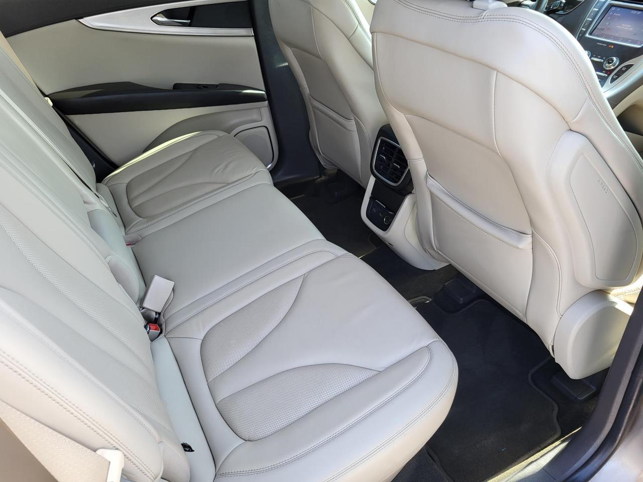 2020 LINCOLN Nautilus Standard FWD Beeville TX