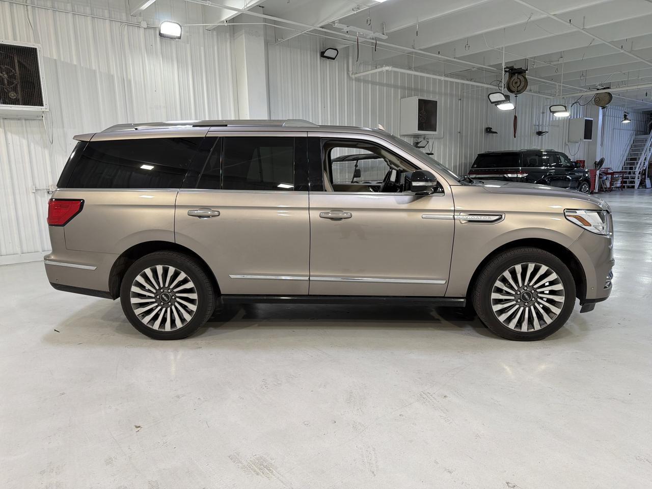 2020 LINCOLN Navigator Reserve San Antonio TX