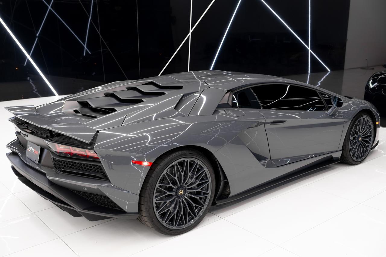 2020 Lamborghini Aventador S Miami FL