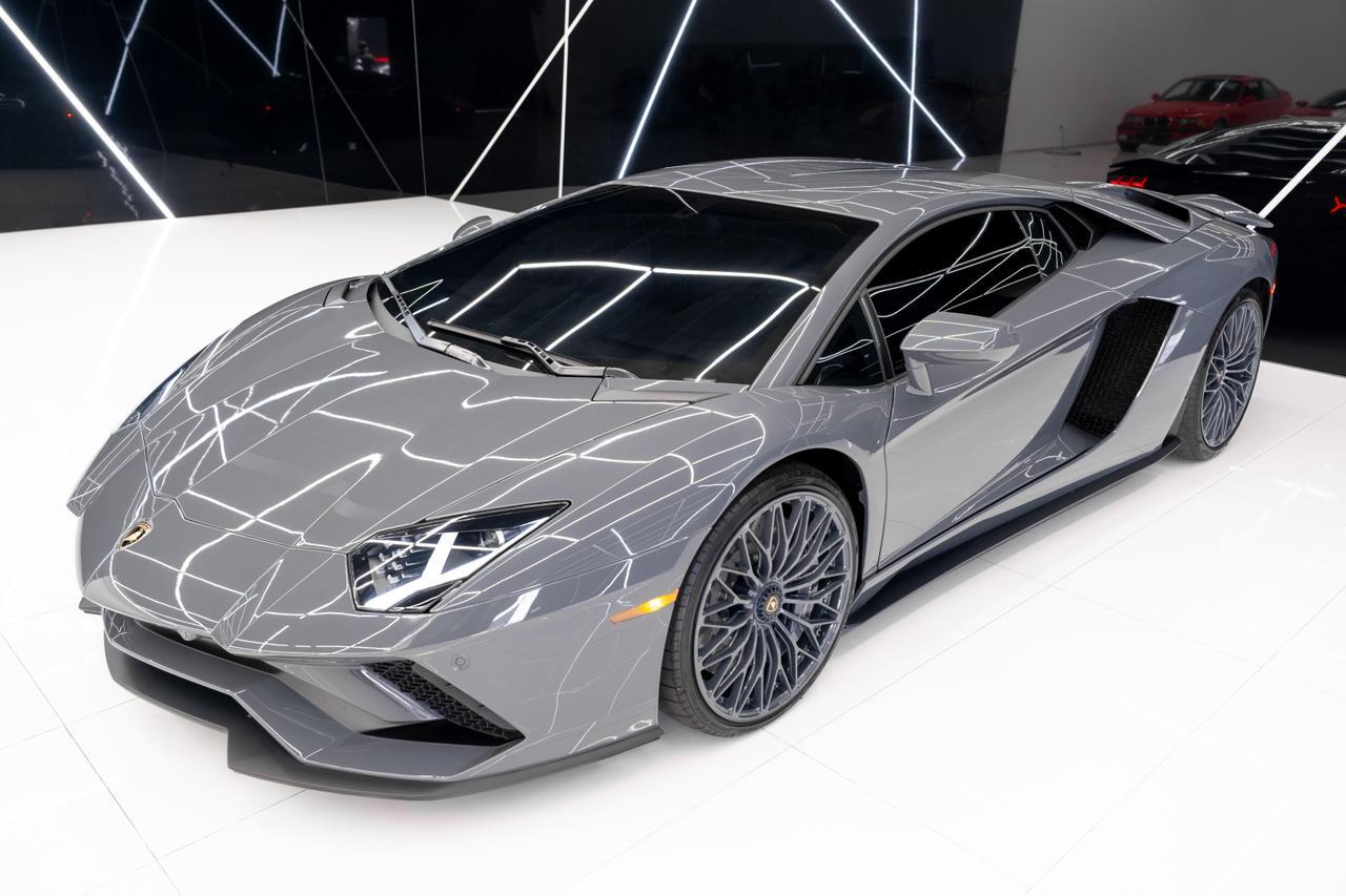 2020 Lamborghini Aventador S Miami FL