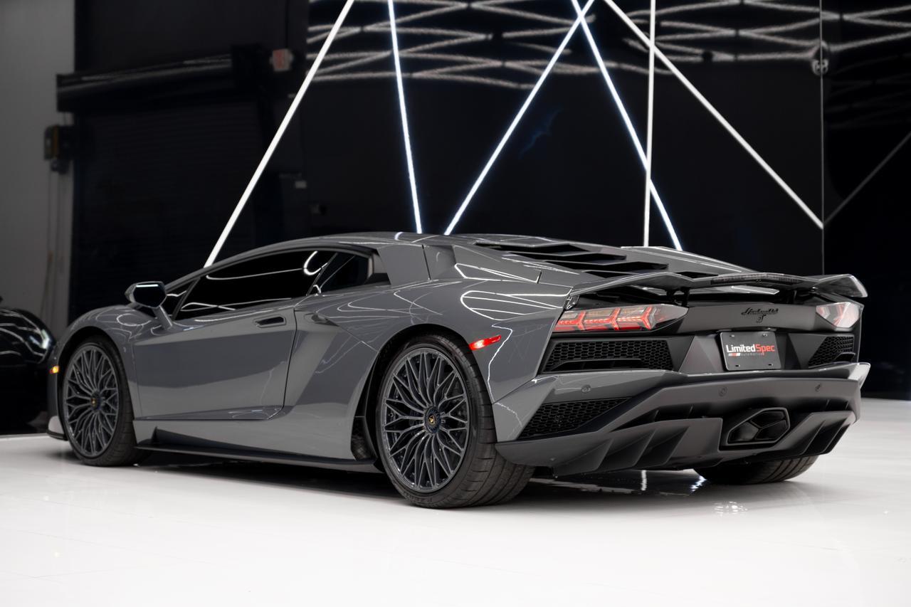 2020 Lamborghini Aventador S Miami FL