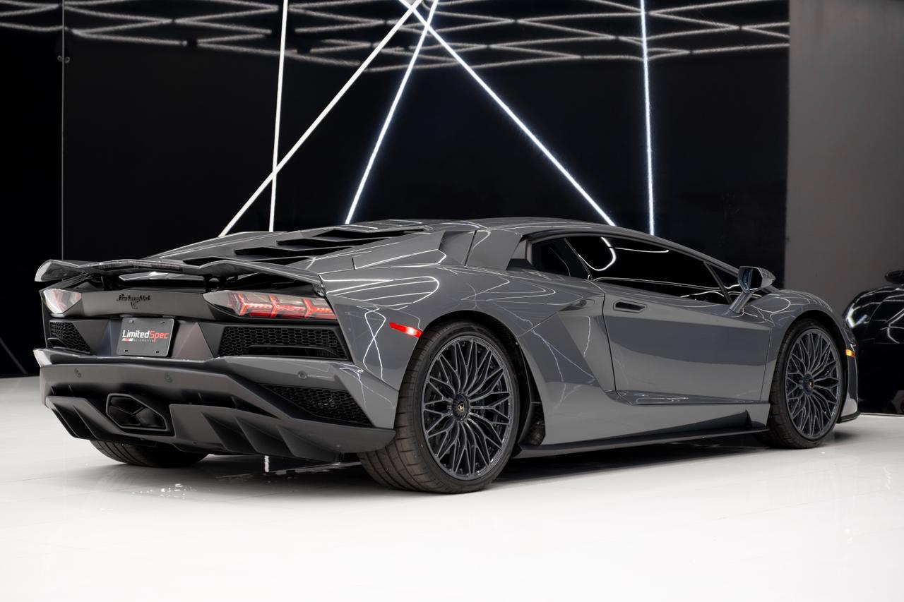 2020 Lamborghini Aventador S Miami FL