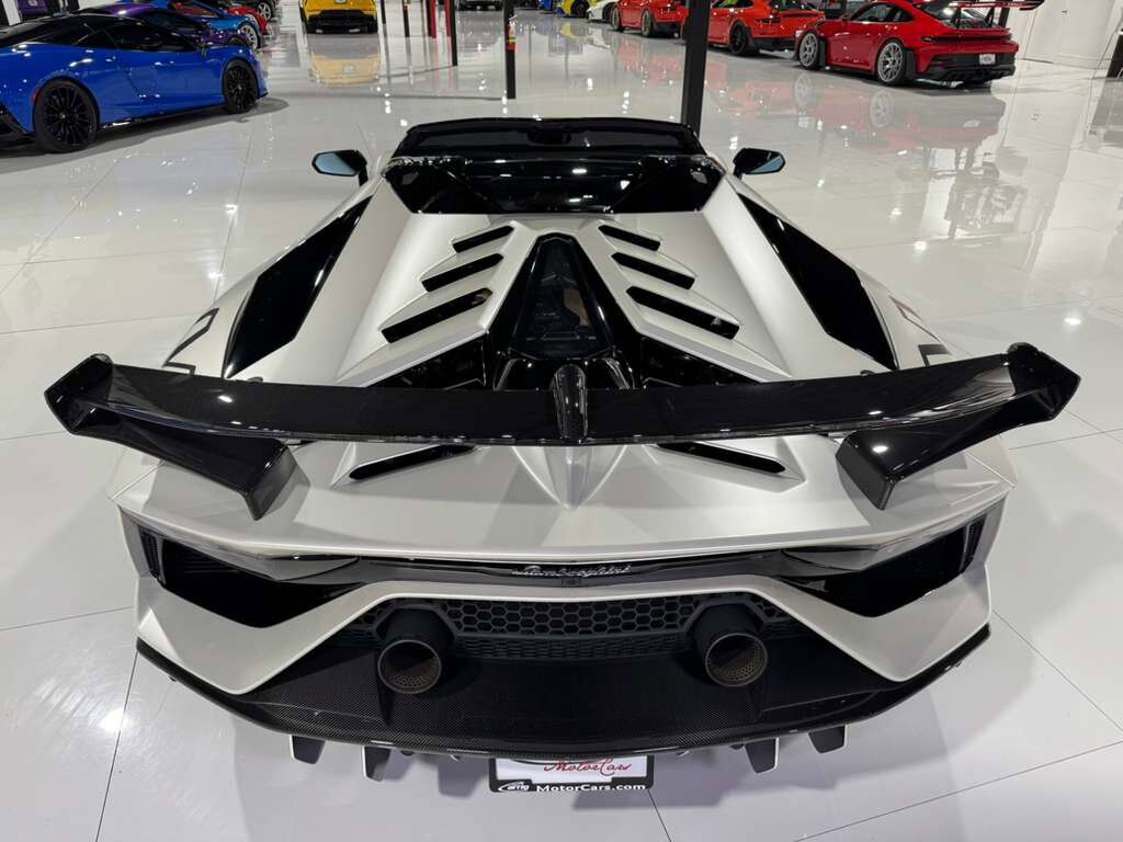 2020 Lamborghini Aventador SVJ Roadster Bianco Canopus paint, painted &quot;SVJ&quot;, Ad Personam interior, comfort seats AND MUCH MORE! Fort Lauderdale FL