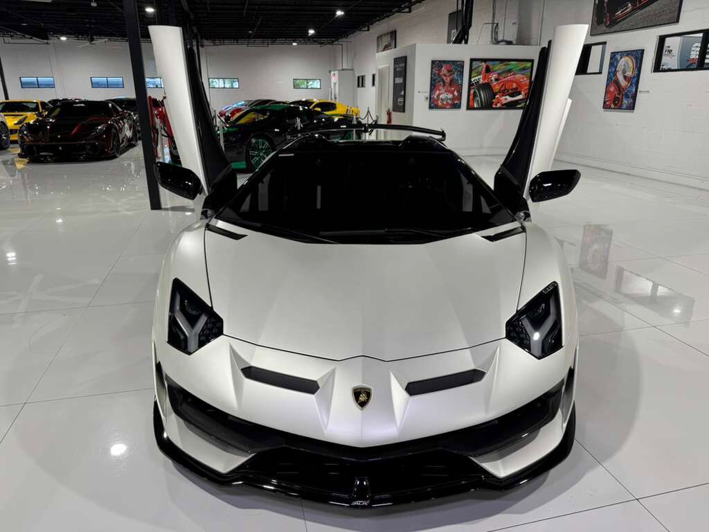 2020 Lamborghini Aventador SVJ Roadster Bianco Canopus paint, painted &quot;SVJ&quot;, Ad Personam interior, comfort seats AND MUCH MORE! Fort Lauderdale FL