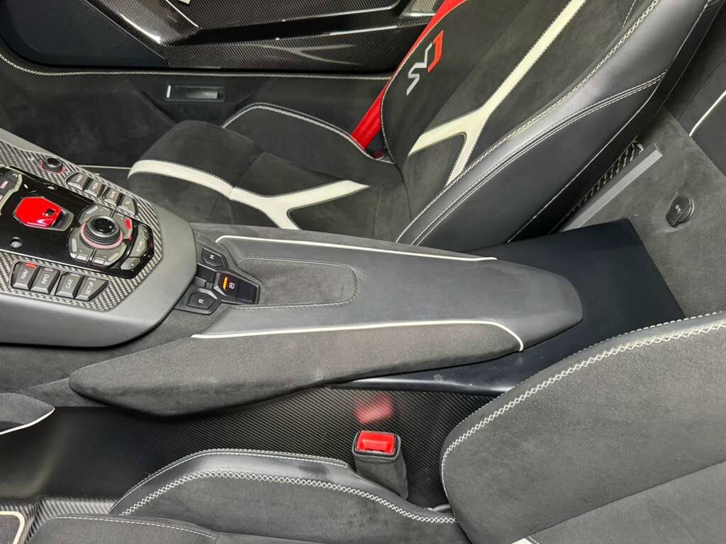 2020 Lamborghini Aventador SVJ Roadster Bianco Canopus paint, painted &quot;SVJ&quot;, Ad Personam interior, comfort seats AND MUCH MORE! Fort Lauderdale FL