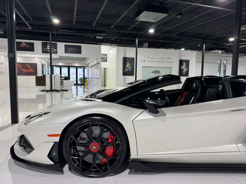 2020 Lamborghini Aventador SVJ Roadster Bianco Canopus paint, painted &quot;SVJ&quot;, Ad Personam interior, comfort seats AND MUCH MORE! Fort Lauderdale FL