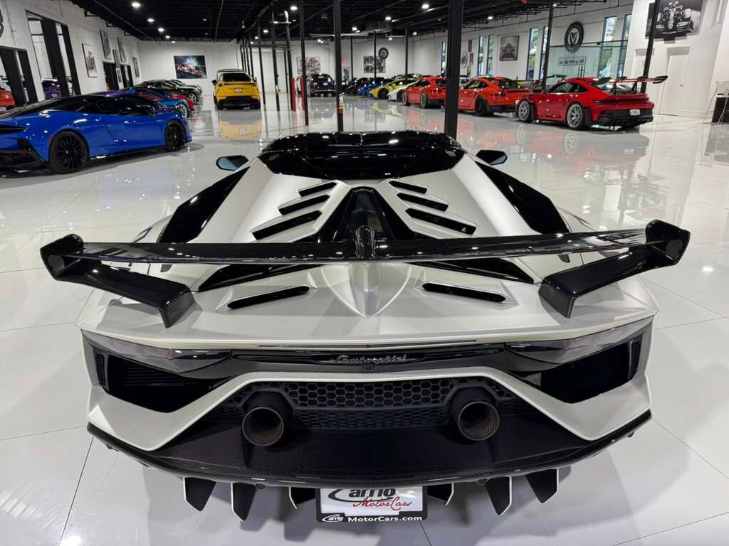 2020 Lamborghini Aventador SVJ Roadster Bianco Canopus paint, painted &quot;SVJ&quot;, Ad Personam interior, comfort seats AND MUCH MORE! Fort Lauderdale FL