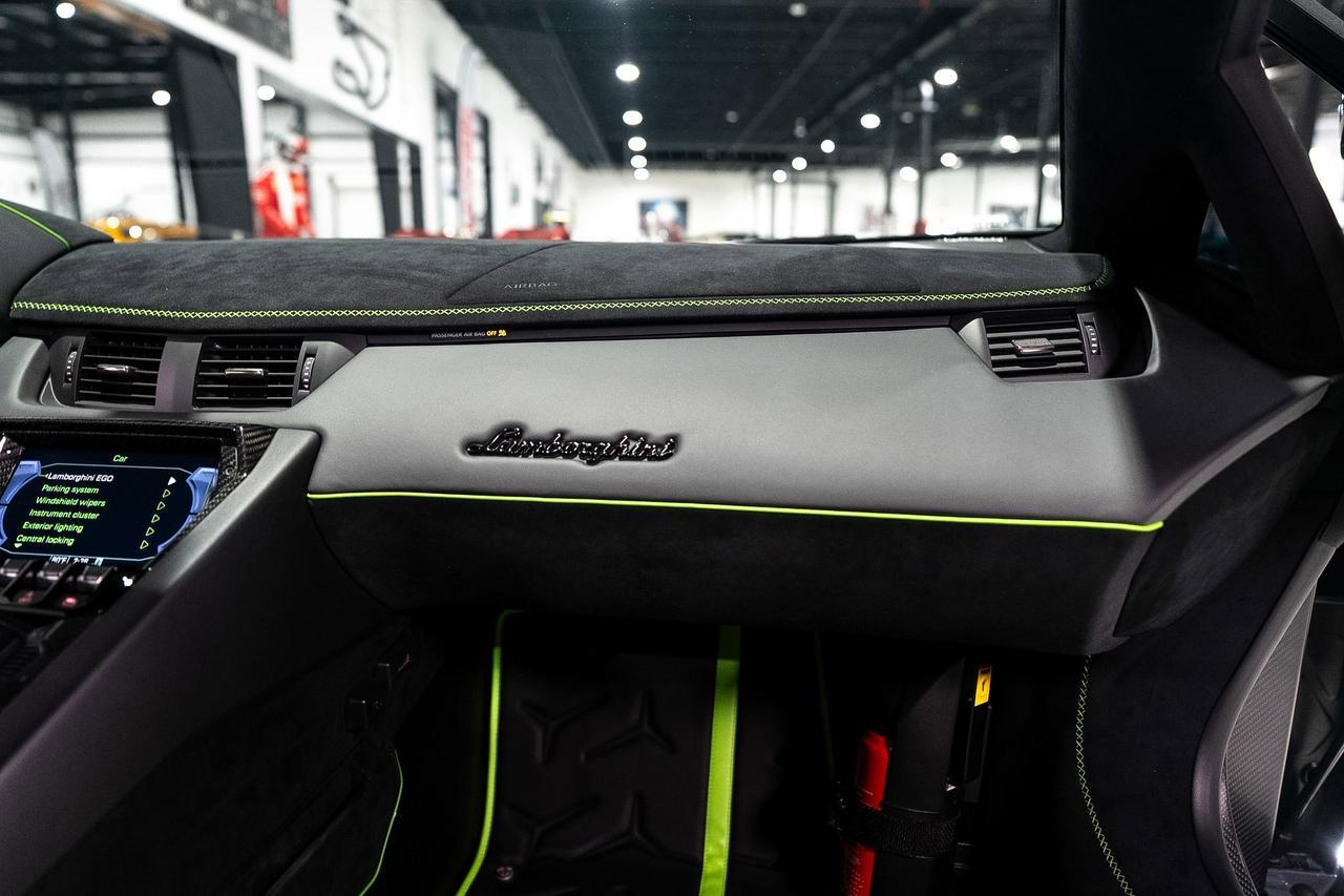 2020 Lamborghini Aventador SVJ Roadster Grigio Telesto paint,Ad Personam interior,Sensonum audio system,carbon galore AND MORE! Fort Lauderdale FL