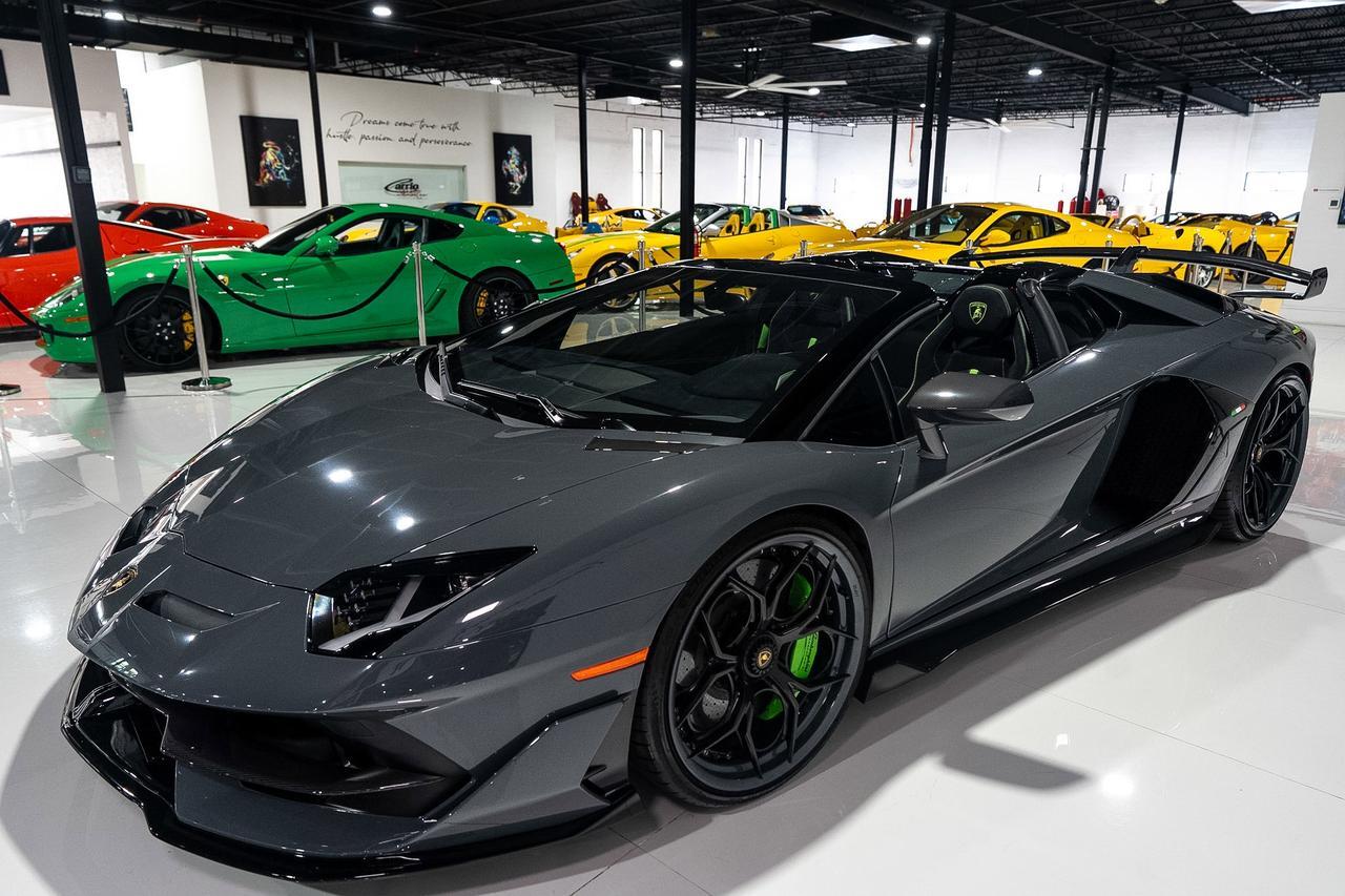 2020 Lamborghini Aventador SVJ Roadster Grigio Telesto paint,Ad Personam interior,Sensonum audio system,carbon galore AND MORE! Fort Lauderdale FL