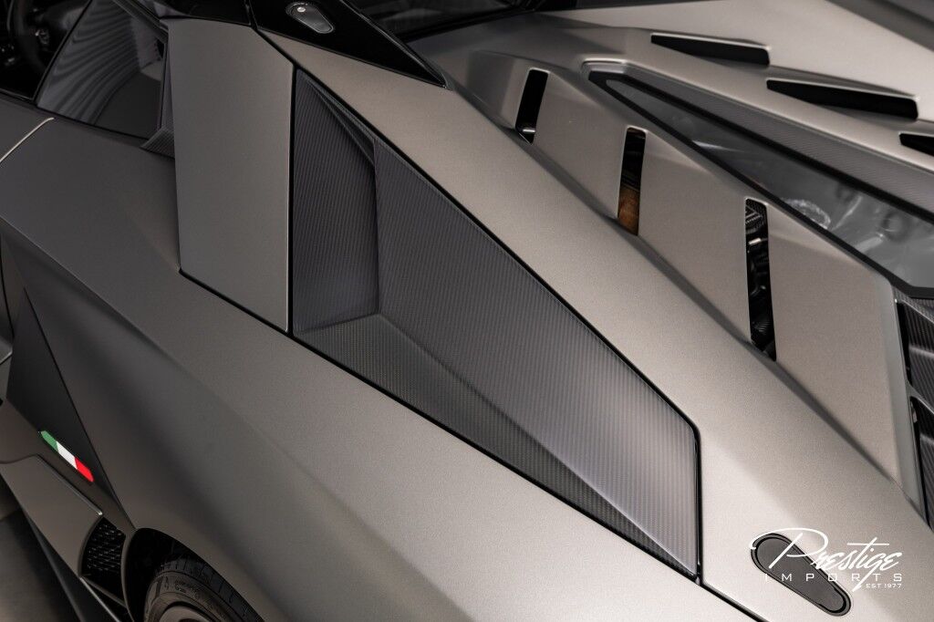 2020 Lamborghini Aventador SVJ Roadster North Miami Beach FL