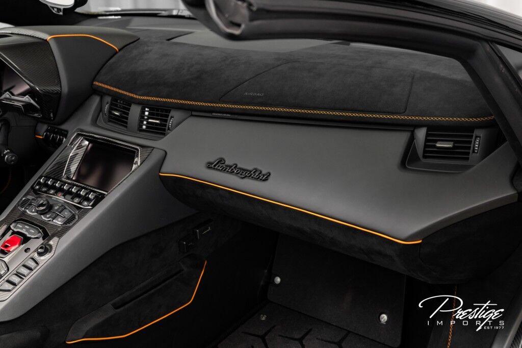 2020 Lamborghini Aventador SVJ Roadster North Miami Beach FL