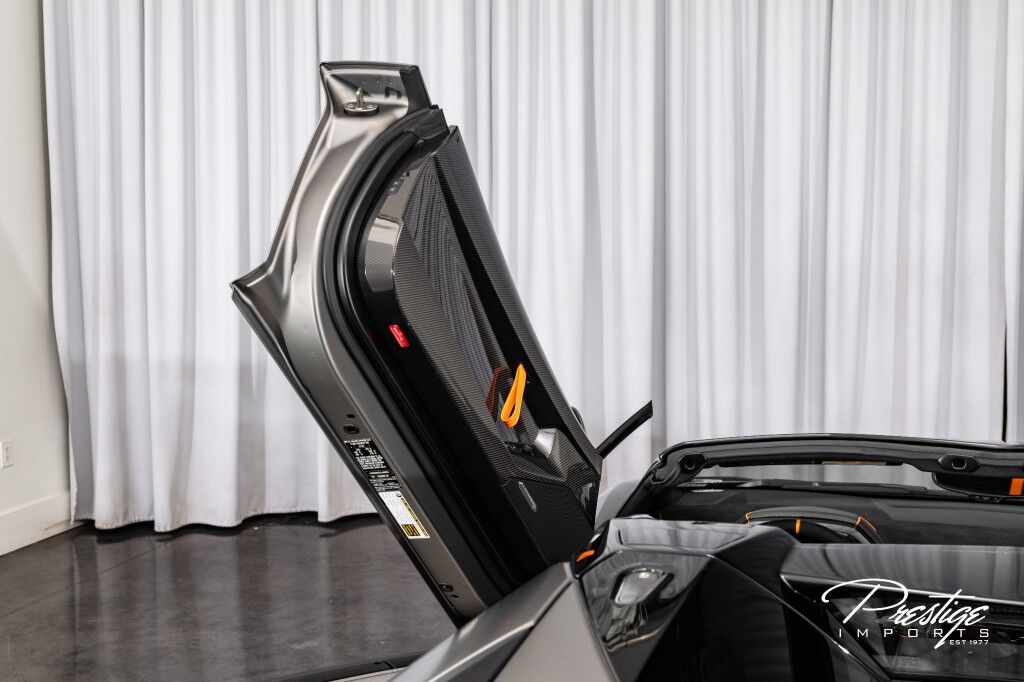 2020 Lamborghini Aventador SVJ Roadster North Miami Beach FL