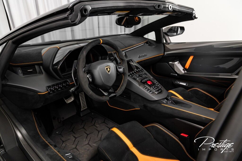 2020 Lamborghini Aventador SVJ Roadster North Miami Beach FL