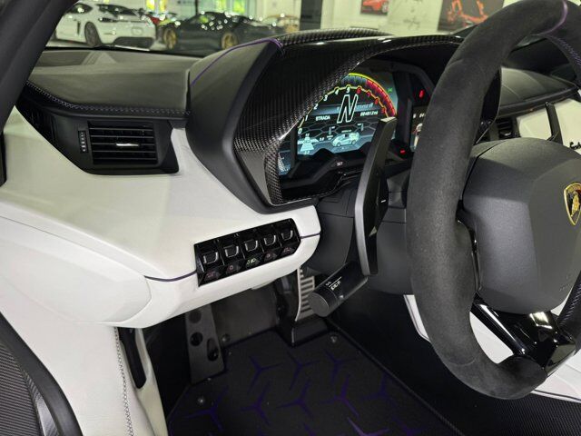 2020 Lamborghini Aventador SVJ Roadster Viola Parsifae paint, Ad Personam options, carbon galore AND MORE!! Fort Lauderdale FL