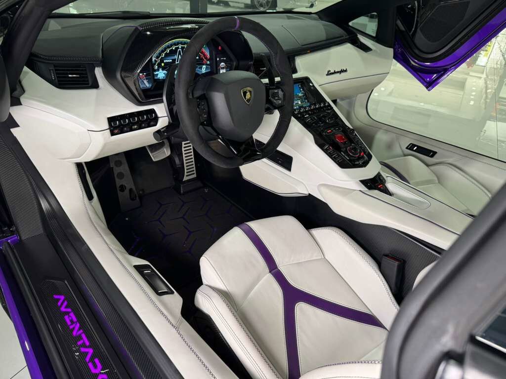 2020 Lamborghini Aventador SVJ Roadster Viola Pasifae paint, Ad Personam options, carbon galore AND MORE!! Fort Lauderdale FL