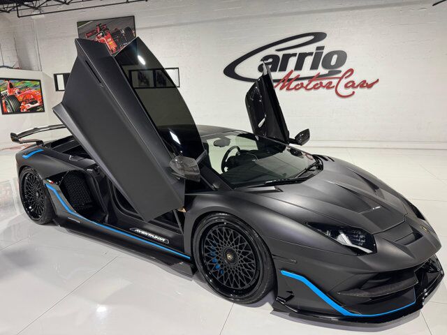 2020 Lamborghini Aventador SVJ comfort seats, Sensonum audio system, carbon galore AND MORE!! Fort Lauderdale FL