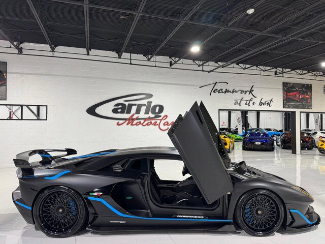2020 Lamborghini Aventador SVJ comfort seats, Sensonum audio system, carbon galore AND MORE!! Fort Lauderdale FL