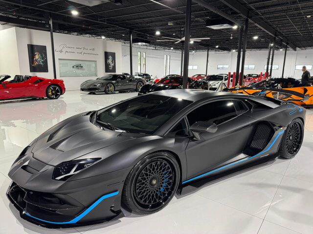 2020 Lamborghini Aventador SVJ comfort seats, Sensonum audio system, carbon galore AND MORE!! Fort Lauderdale FL