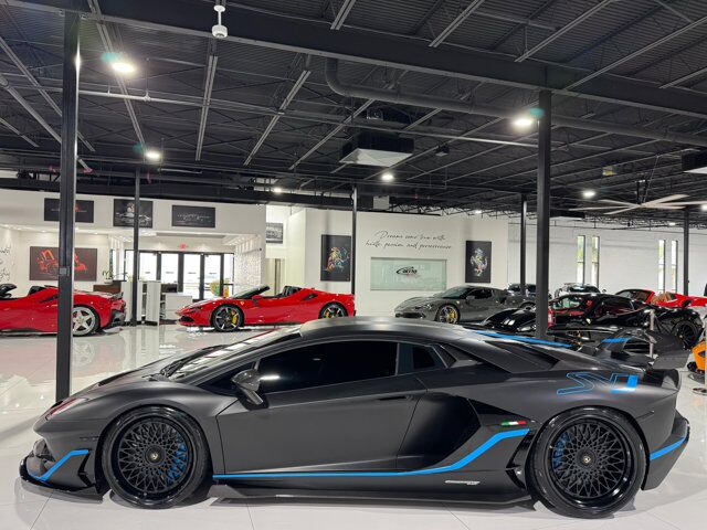2020 Lamborghini Aventador SVJ comfort seats, Sensonum audio system, carbon galore AND MORE!! Fort Lauderdale FL
