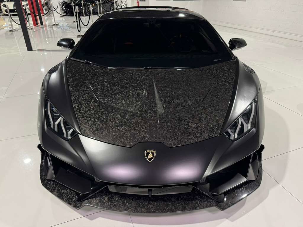 2020 Lamborghini Huracan EVO ALL-WHEEL DRIVE! forged carbon body kit, Sensonum audio system, interior forged carbon AND MORE!!