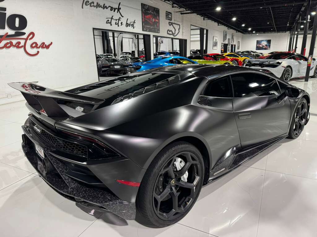 2020 Lamborghini Huracan EVO ALL-WHEEL DRIVE! forged carbon body kit, Sensonum audio system, interior forged carbon AND MORE!! Fort Lauderdale FL
