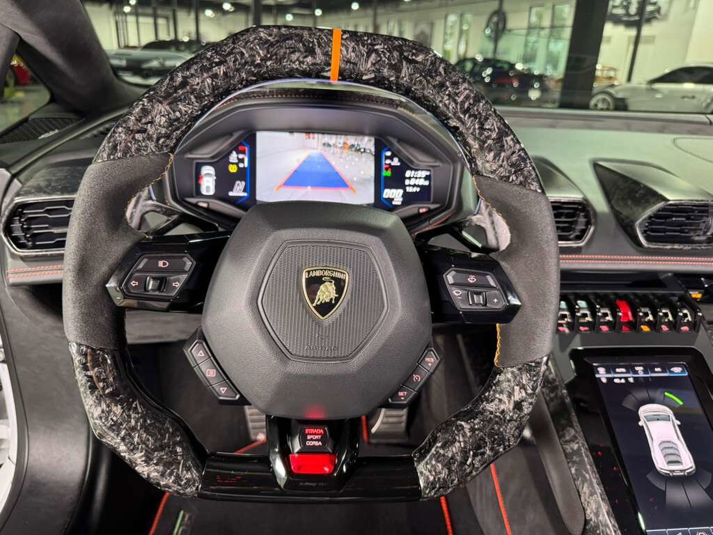 2020 Lamborghini Huracan EVO ALL-WHEEL DRIVE! forged carbon body kit, Sensonum audio system, interior forged carbon AND MORE!! Fort Lauderdale FL