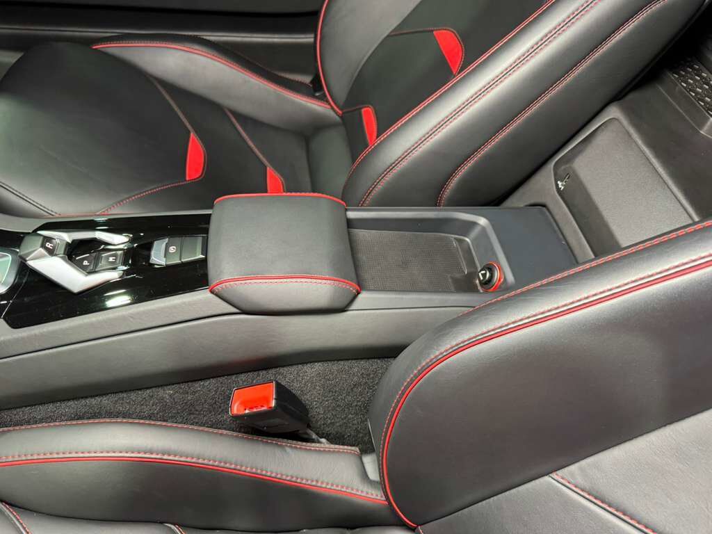 2020 Lamborghini Huracan EVO ALL-WHEEL DRIVE! leather/alcantara interior, Sensonum hi-fi audio system AND MUCH MORE!! Fort Lauderdale FL