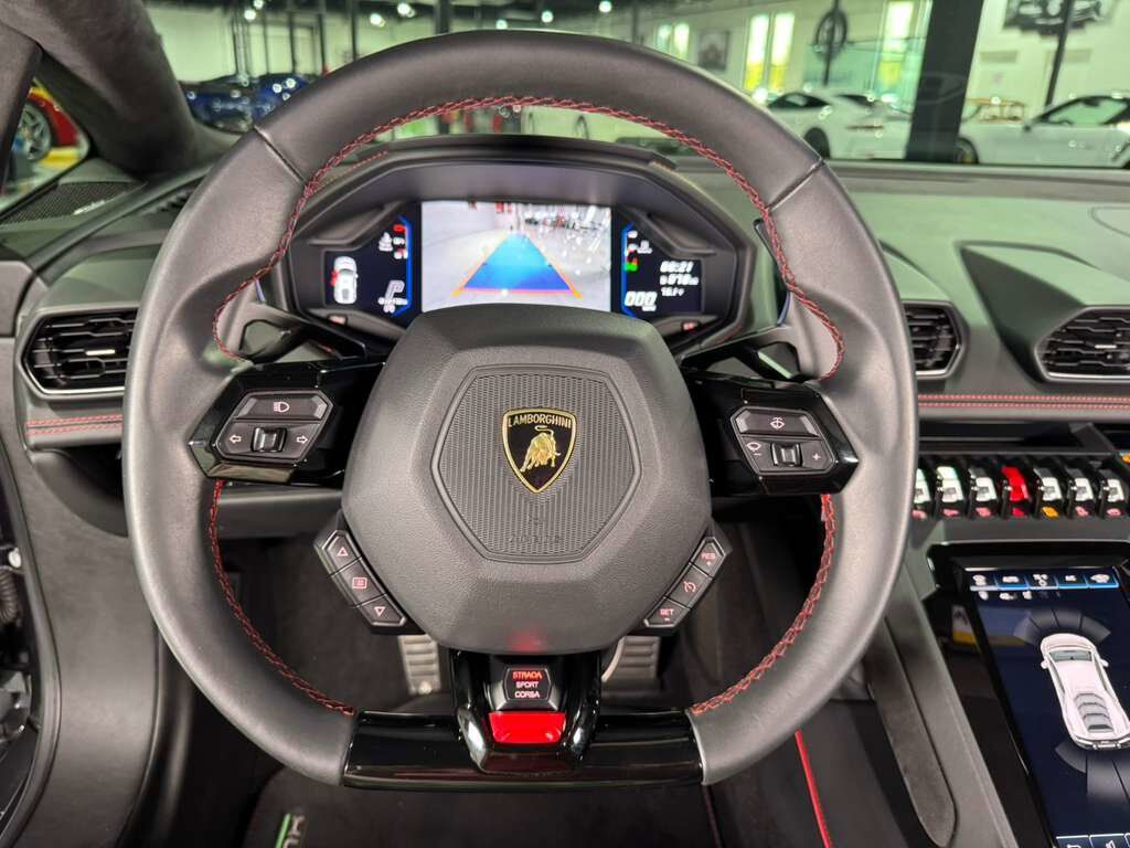 2020 Lamborghini Huracan EVO ALL-WHEEL DRIVE! leather/alcantara interior, Sensonum hi-fi audio system AND MUCH MORE!! Fort Lauderdale FL