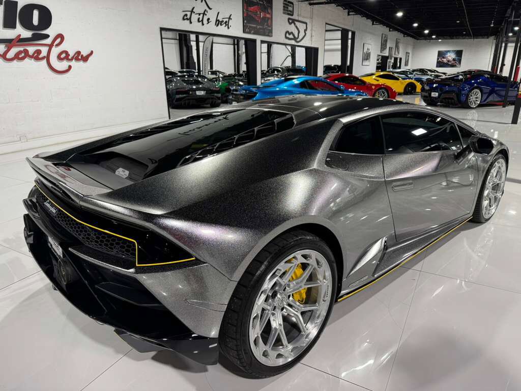 2020 Lamborghini Huracan EVO ALL-WHEEL DRIVE! leather/alcantara interior, Sensonum hi-fi audio system AND MUCH MORE!! Fort Lauderdale FL