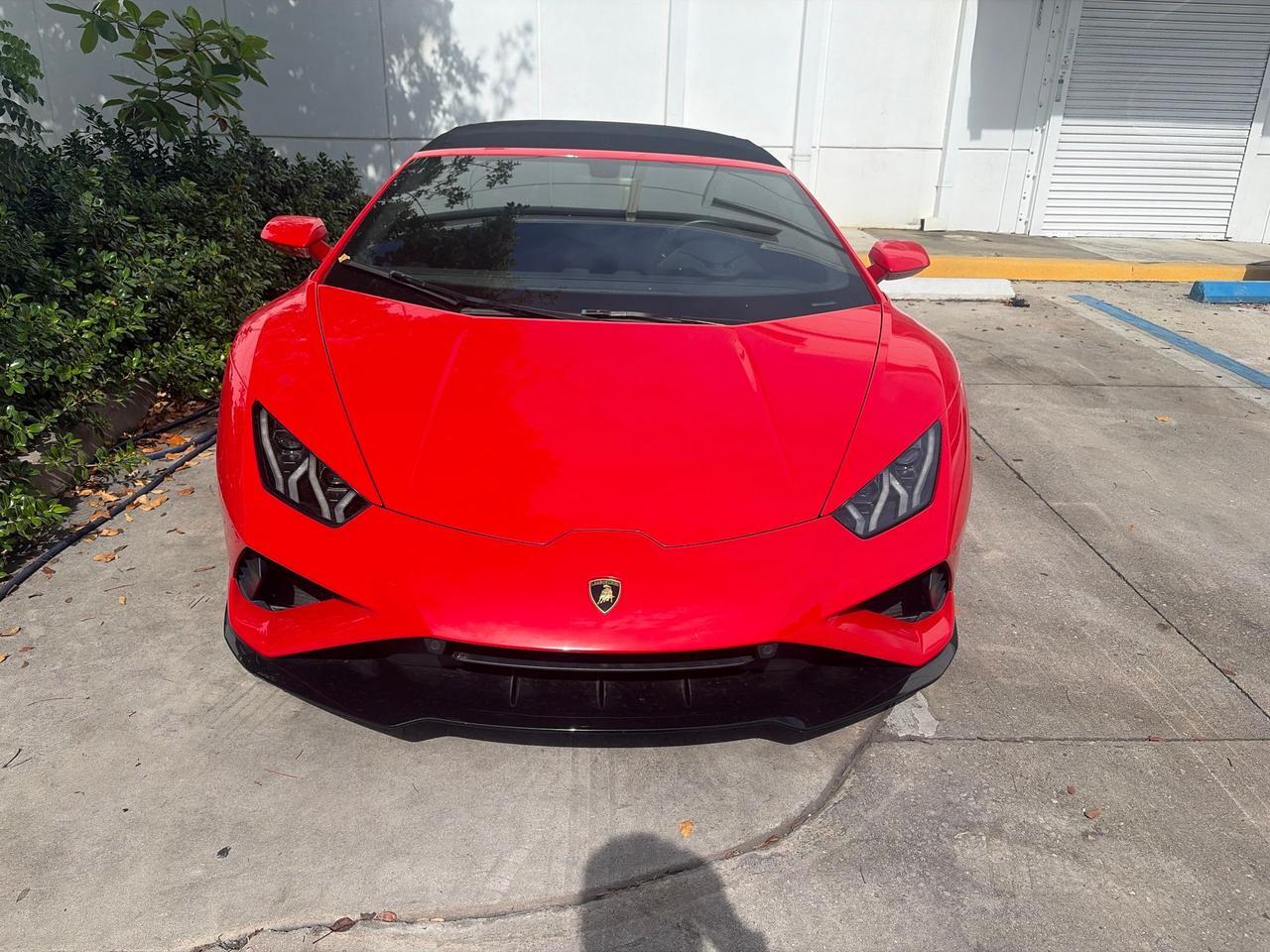 2020 Lamborghini Huracan EVO Base