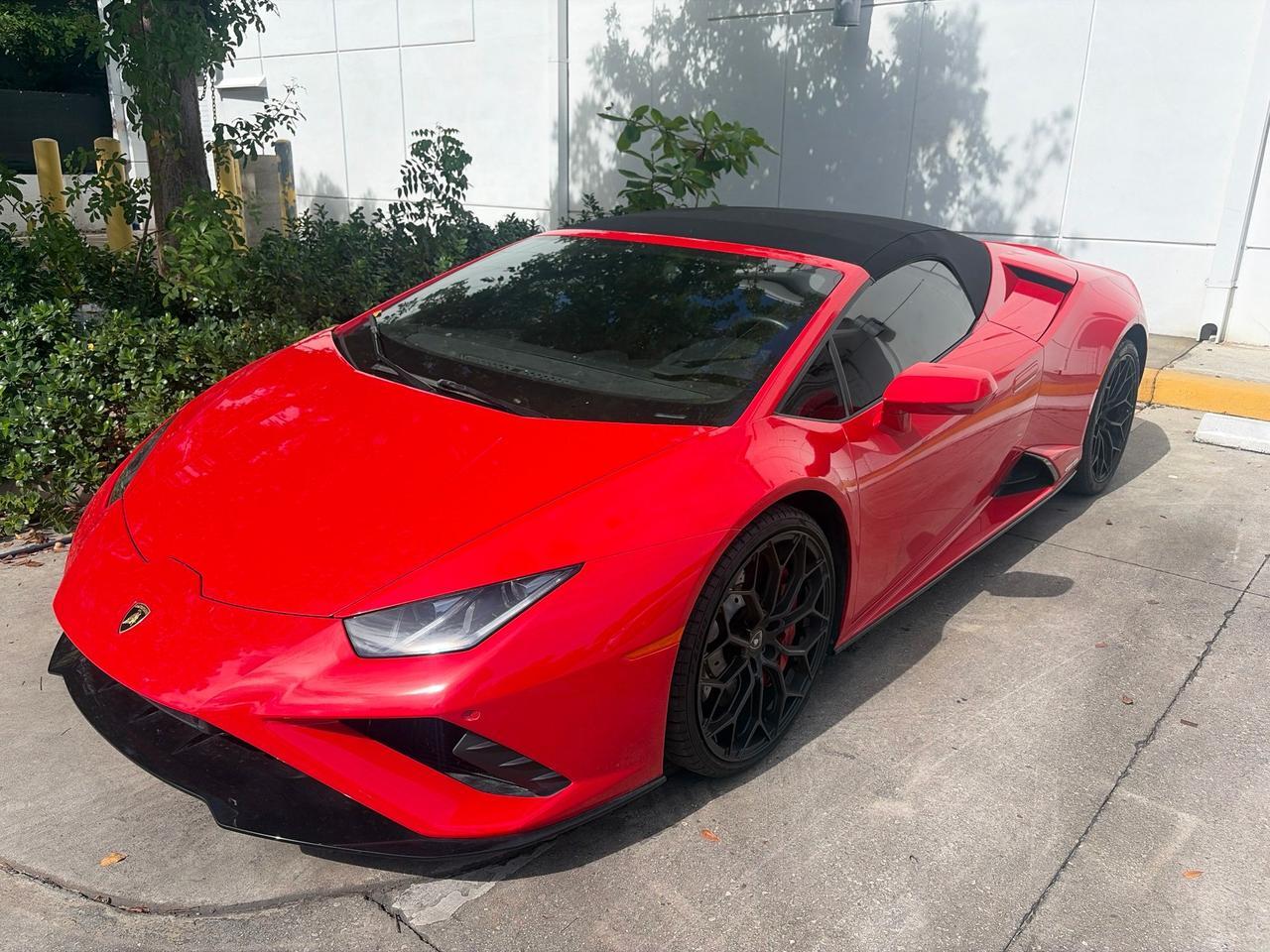 2020 Lamborghini Huracan EVO Base