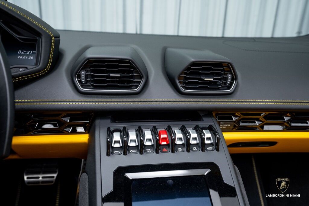 2020 Lamborghini Huracan EVO RWD Spyder North Miami Beach FL