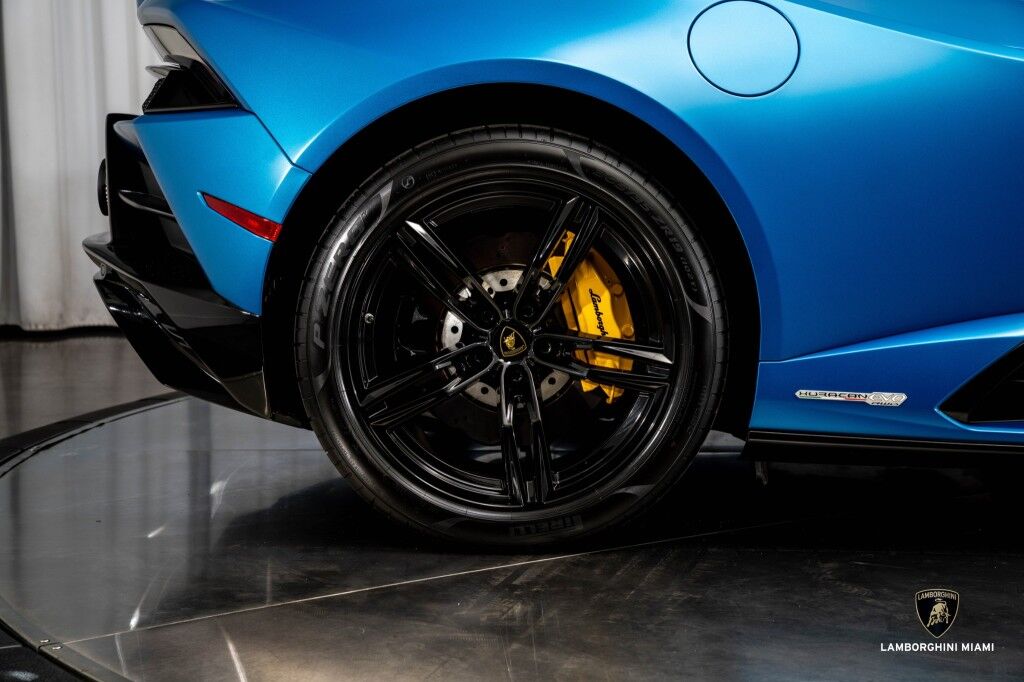 2020 Lamborghini Huracan EVO RWD Spyder North Miami Beach FL