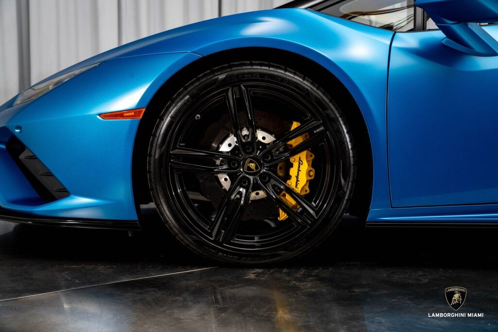 2020 Lamborghini Huracan EVO RWD Spyder North Miami Beach FL