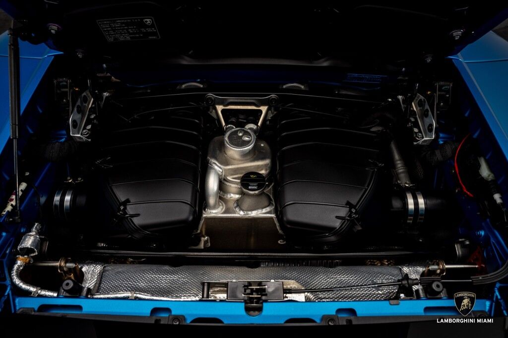 2020 Lamborghini Huracan EVO RWD Spyder North Miami Beach FL