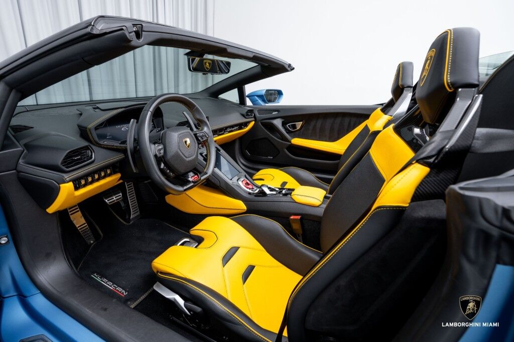 2020 Lamborghini Huracan EVO RWD Spyder North Miami Beach FL