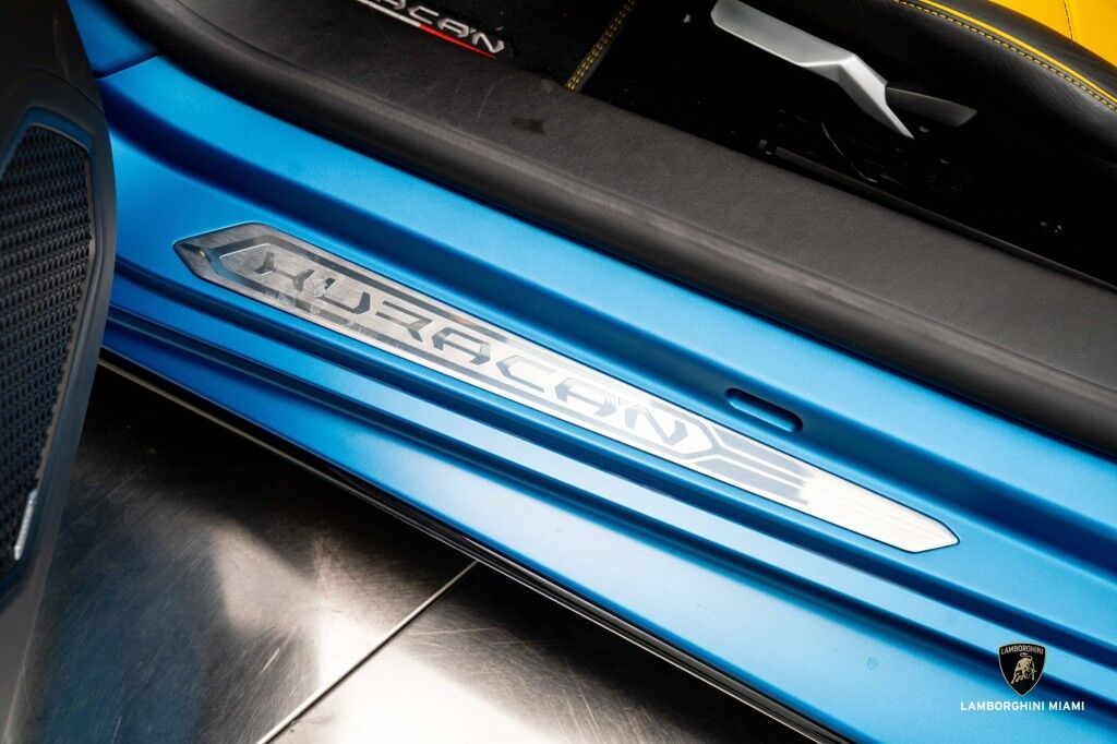 2020 Lamborghini Huracan EVO RWD Spyder North Miami Beach FL