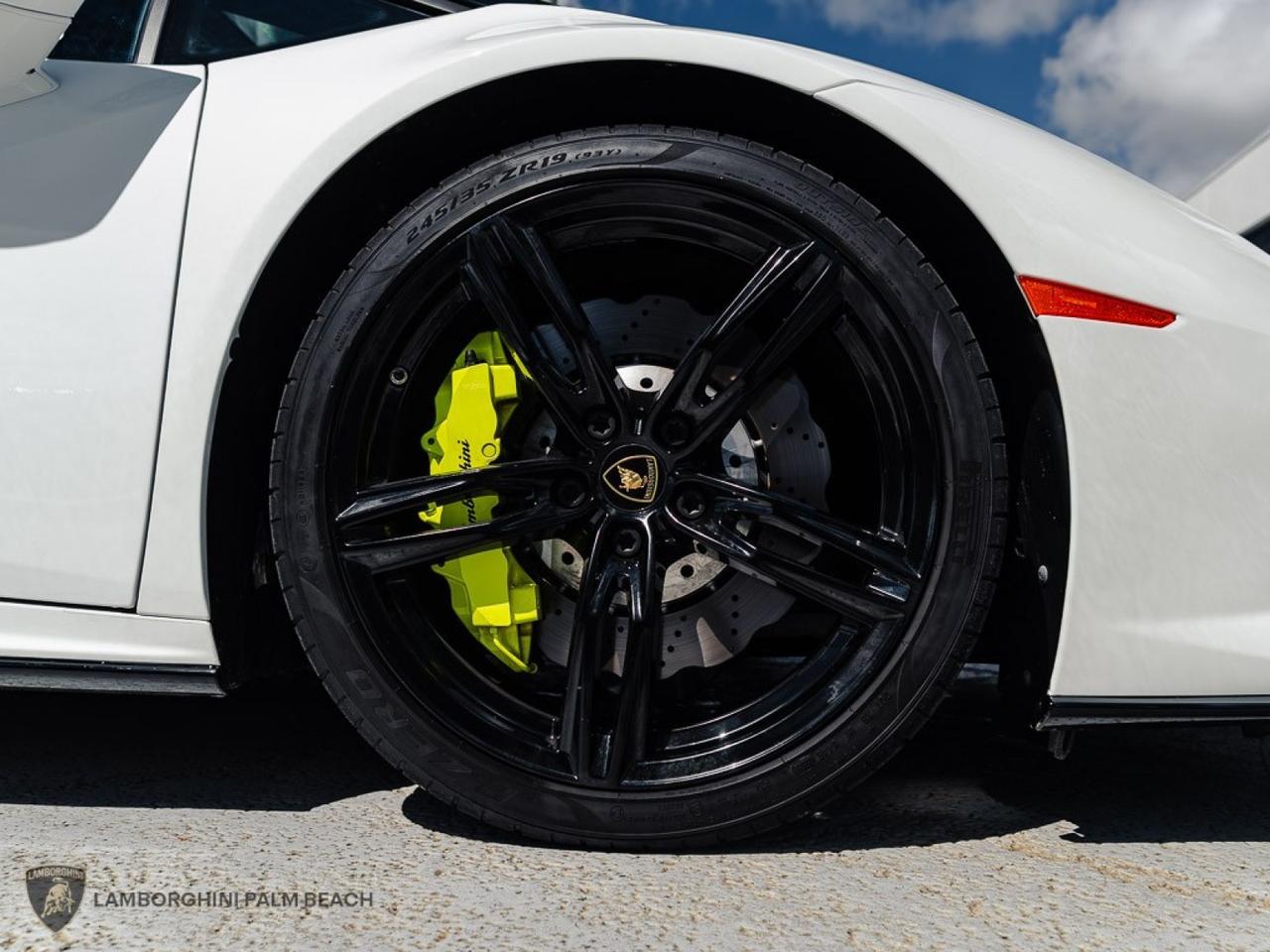 2020 Lamborghini Huracan EVO RWD Spyder West Palm Beach FL
