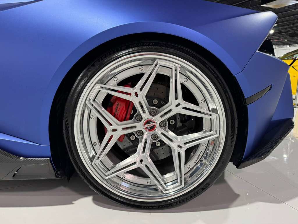 2020 Lamborghini Huracan EVO Spyder ALL-WHEEL DRIVE! DarwinPRO body kit, Sensonum audio system, carbon galore AND MUCH MORE!! Fort Lauderdale FL