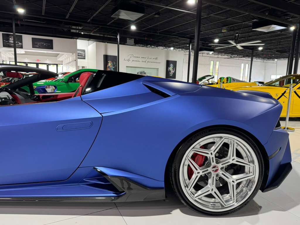 2020 Lamborghini Huracan EVO Spyder ALL-WHEEL DRIVE! DarwinPRO body kit, Sensonum audio system, carbon galore AND MUCH MORE!! Fort Lauderdale FL