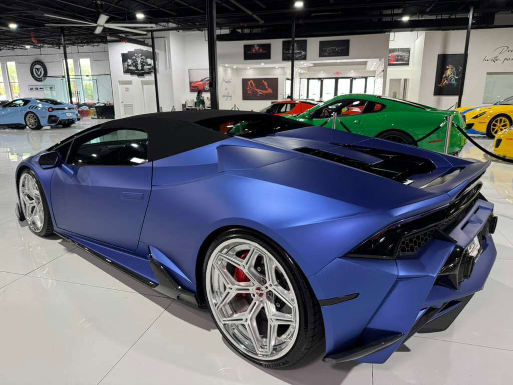 2020 Lamborghini Huracan EVO Spyder ALL-WHEEL DRIVE! DarwinPRO body kit, Sensonum audio system, carbon galore AND MUCH MORE!! Fort Lauderdale FL