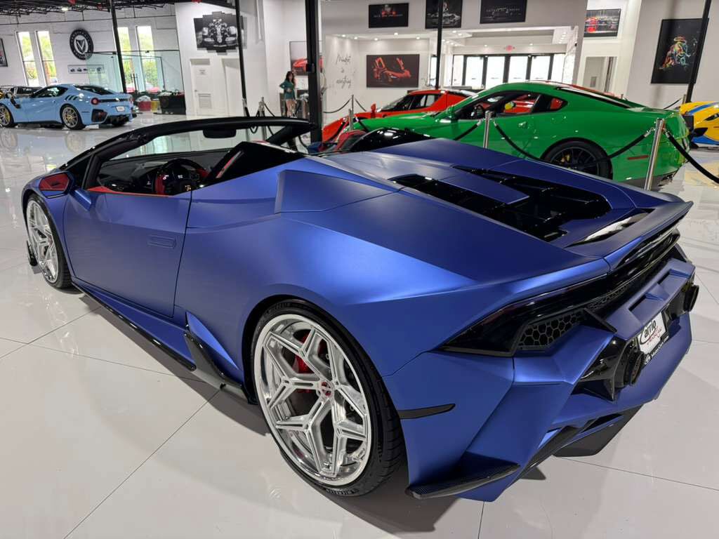 2020 Lamborghini Huracan EVO Spyder ALL-WHEEL DRIVE! DarwinPRO body kit, Sensonum audio system, carbon galore AND MUCH MORE!! Fort Lauderdale FL