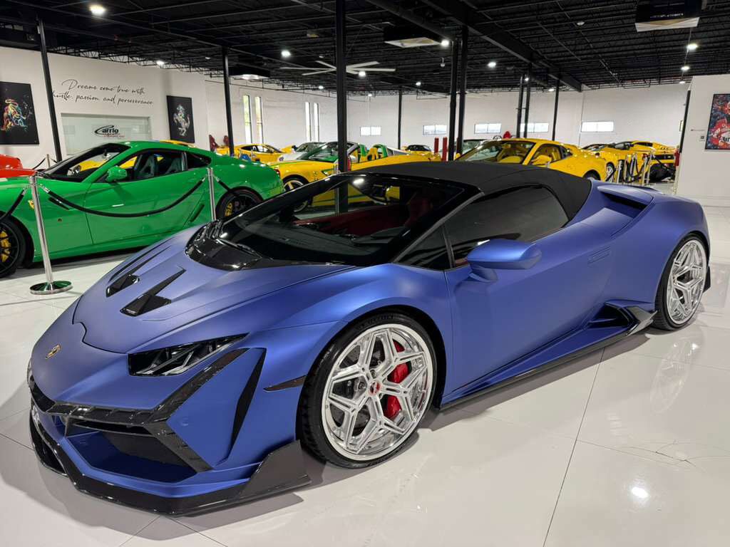 2020 Lamborghini Huracan EVO Spyder ALL-WHEEL DRIVE! DarwinPRO body kit, Sensonum audio system, carbon galore AND MUCH MORE!! Fort Lauderdale FL