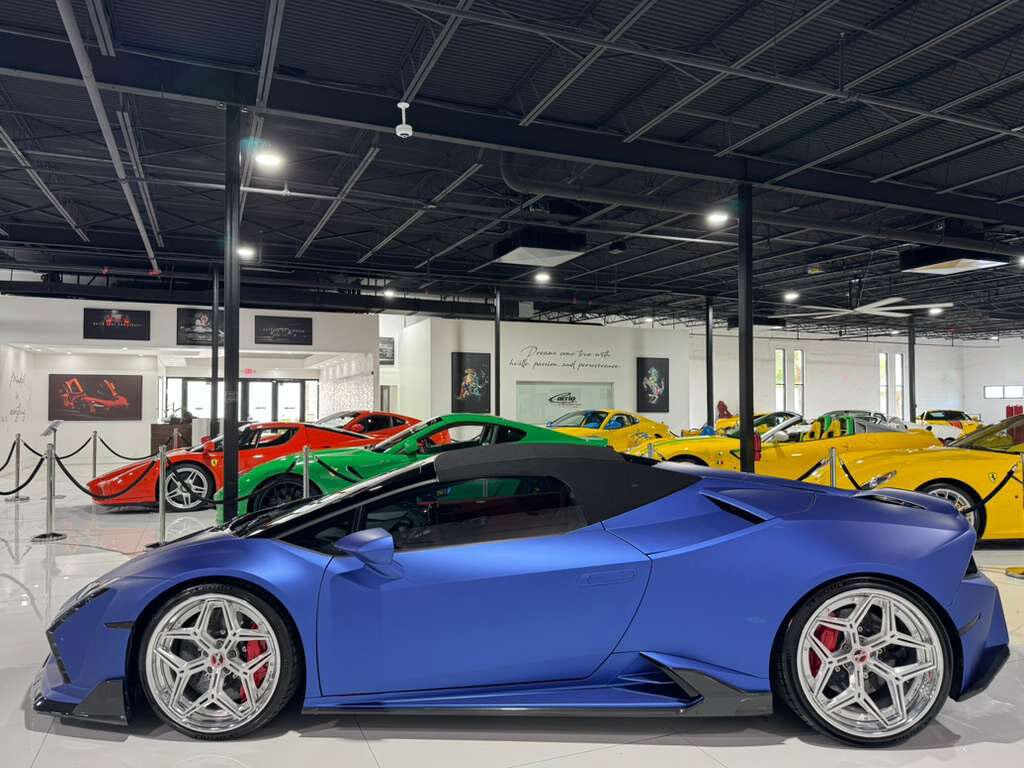 2020 Lamborghini Huracan EVO Spyder ALL-WHEEL DRIVE! DarwinPRO body kit, Sensonum audio system, carbon galore AND MUCH MORE!! Fort Lauderdale FL