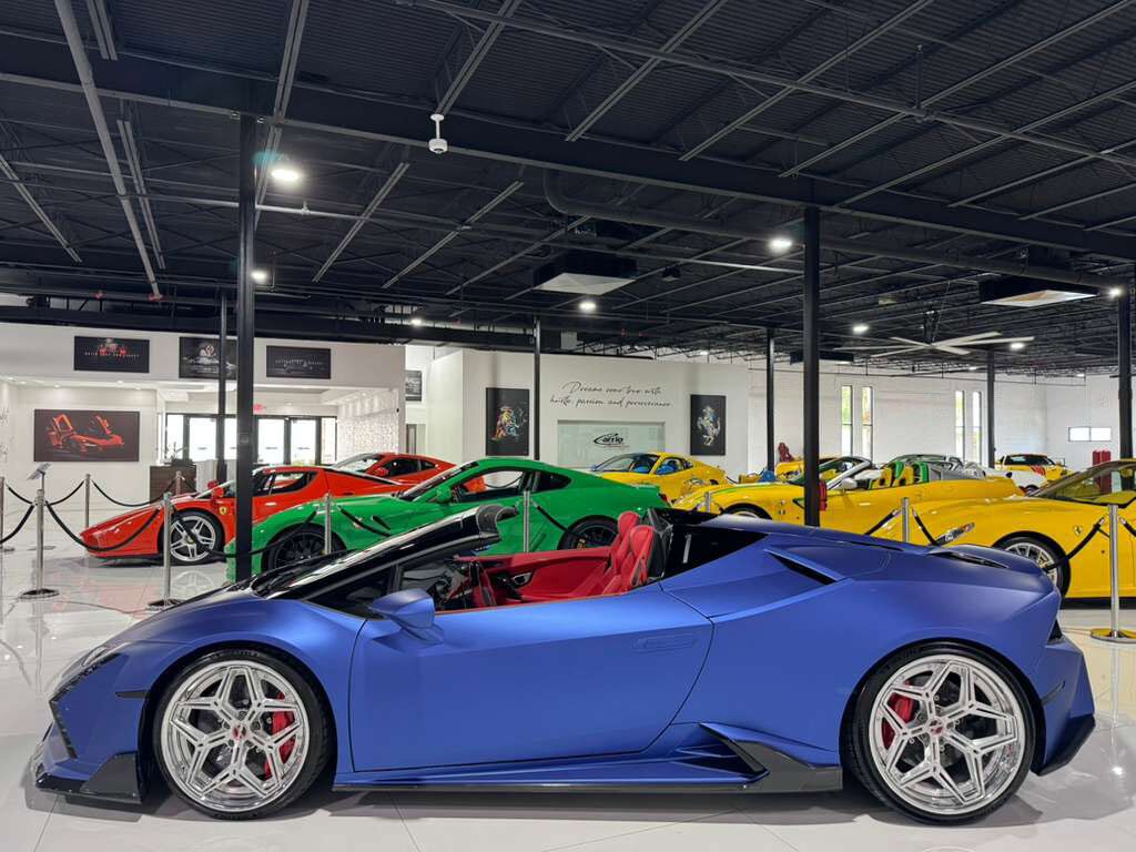 2020 Lamborghini Huracan EVO Spyder ALL-WHEEL DRIVE! DarwinPRO body kit, Sensonum audio system, carbon galore AND MUCH MORE!! Fort Lauderdale FL